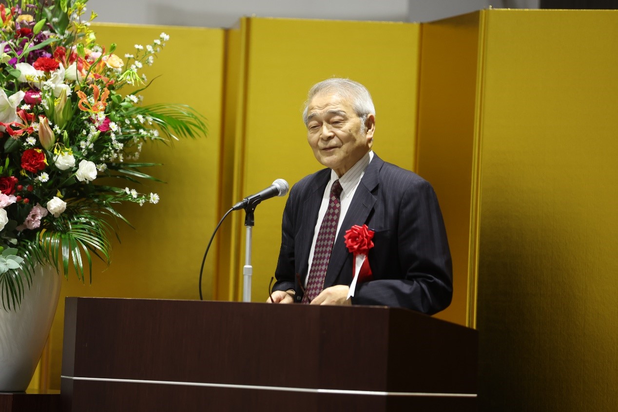 日中友好協(xié)會副會長橋本逸男致辭。中國駐新潟總領事館供圖